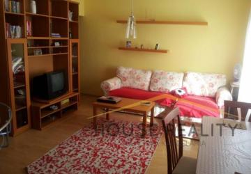 Reality Pekný veľký 1 izbový byt, Páričkova ulica, Bratislava II. Ružinov