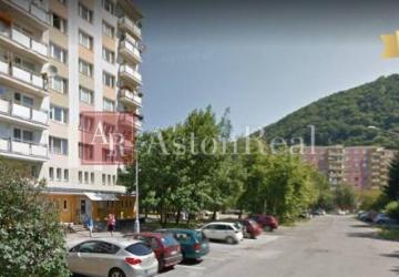 Reality Hľadám 1 izb. byt , rozlohou 41 m2 v Radvani - Banská Bystrica