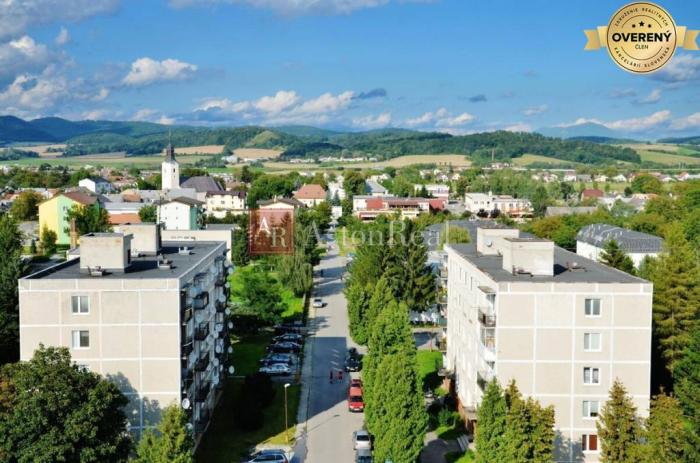 Reality Veľmi súrne hľadám 3-izbový byt  v Púchove a blízke okolie do 10km