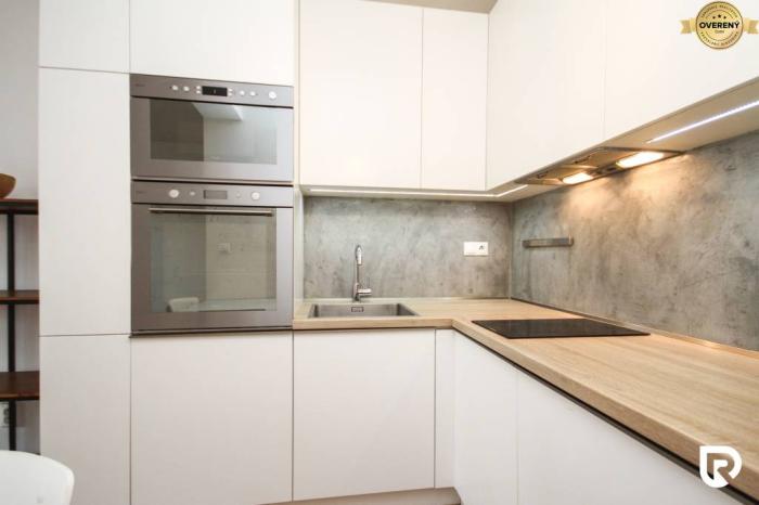 Reality RADO | Na prenájom 2i byt 44m2 + park. miesto, Liptovská - Trenčín