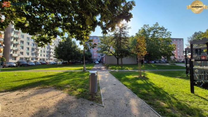 Reality Moderne zariadená garsónka neďaleko centra mesta Piešťany