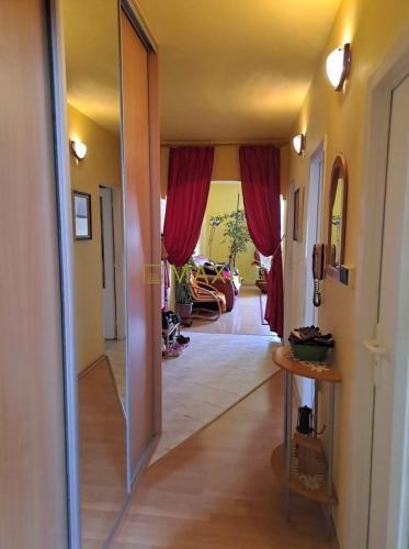 Reality 2 - izbový byt na  ulici Malé Námestie