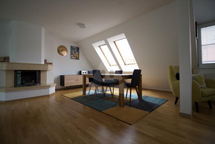 Reality 5 a viac-izbový byt byt, Banská Bystrica, Banská Bystrica, Nám.Š.Moysesa