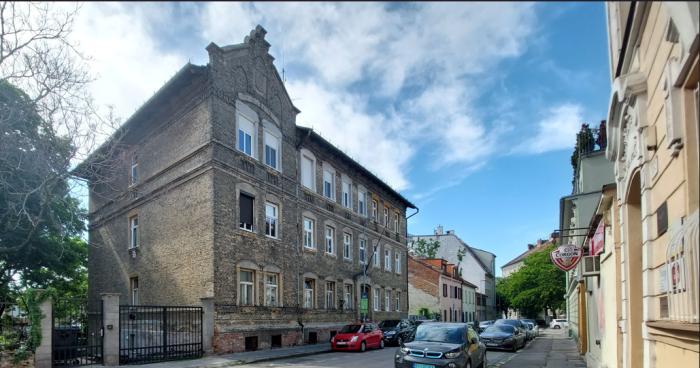 Reality V tehlovom bytovom dome 2,5 izbový byt na ulici Jelenia v Bratislave