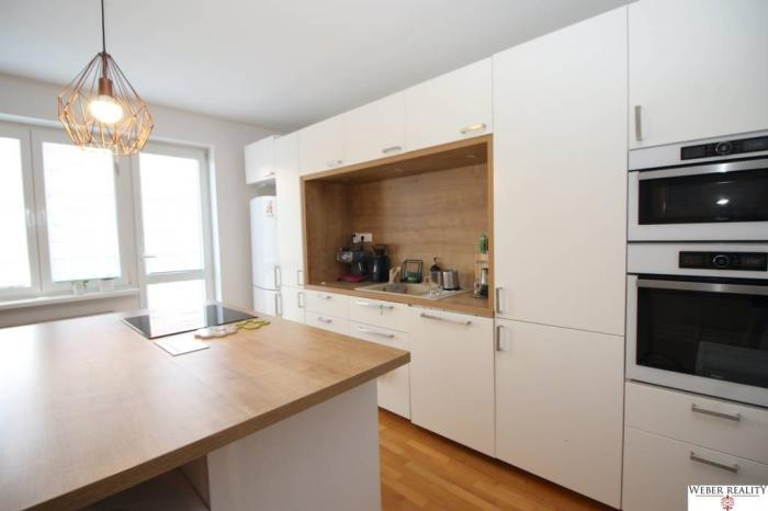 Reality 2-izbový kompletne, moderne zariad.byt v Centre, Medená ul. s balkónom