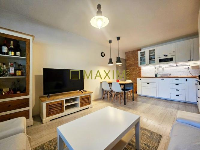 Reality Ponúkame na predaj 3-izbový byt na Chlumeckého ulici v Bratislave