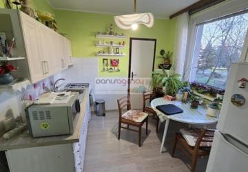 Reality Ponúkame exkluzívne na predaj 2-izb. byt v Leviciach na Okužnej ulici o celkovej rozlohe 65,74 m2