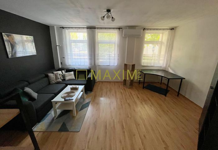 Reality V tehlovom bytovom dome 2 izbový byt ulici Záhradnícka v Bratislave