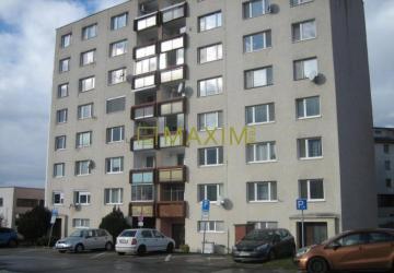 Reality PREDAJ - veľký 3- izbový byt s loggiou na Jilemníckého ulici