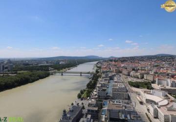 Reality Prenájom luxusného 3 izbového bytu v objekte EUROVEA TOWER