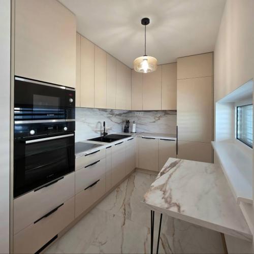 Reality 2i, OV, 60m2 + terasa, novostavba Lorinčík- Háje, park. miesto