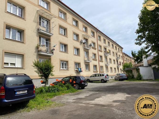 Reality REZERVOVANÉ 2 izbový tehlový byt Zvolen - Centrum - Znížená cena