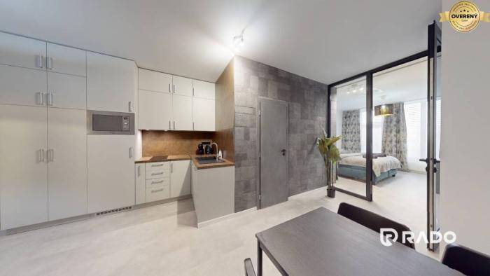 Reality RADO | Prerobený 2i apartmán v novostavbe, Veľkomoravská, TN