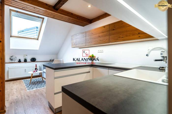 Reality Na predaj 1,5 izbový podkrovný mezonet, Košice - centrum, ul. Štúrova