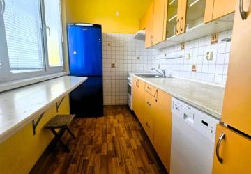 Reality Predaj 4i byt, staršia rek., 70 m2+lódžia, Trieda SNP, Terasa, Košice