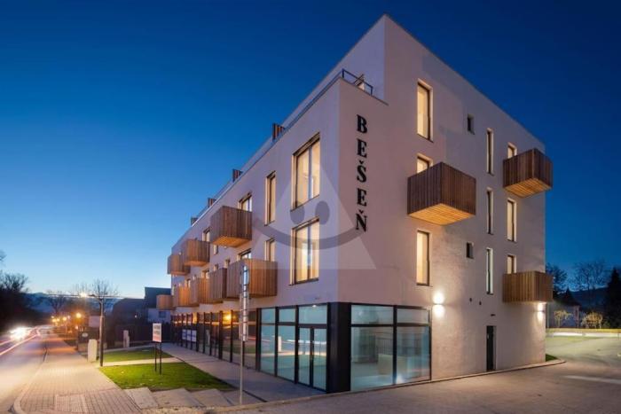 Reality 5 a viac-izbový byt byt, Bešeňová