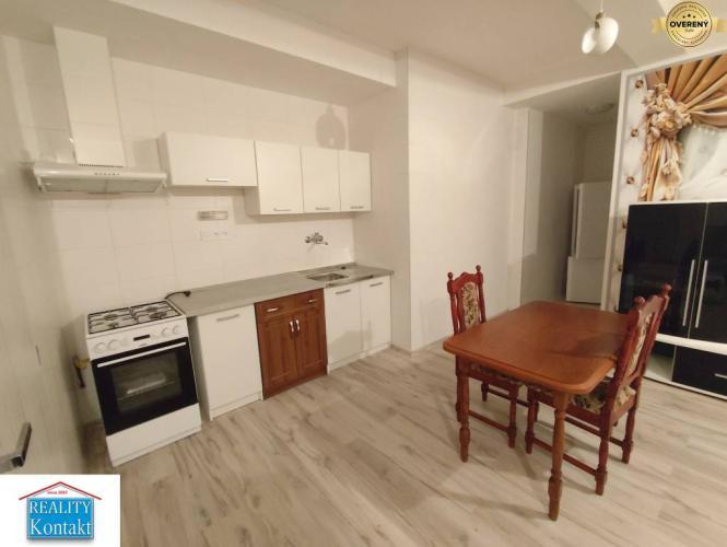 Reality Na prenájom 2-izbový byt - Nové Zámky