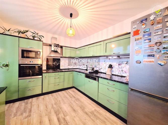 Reality REZERVOVANÉ - Predaj, štvorizbový byt Pezinok