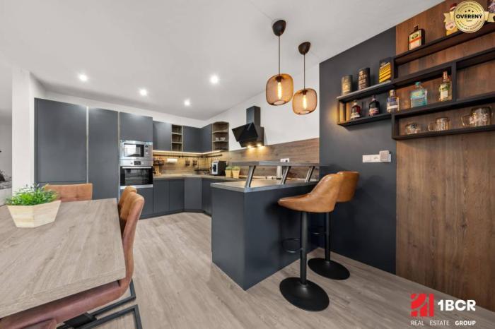 Reality PREDAJ 3-IZB. BYT SO ZÁHRADOU, ZARIADENÝ,  KLIMATIZÁCIA, BERNOLÁKOVO