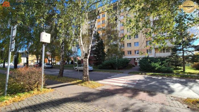 Reality Vynikajúca dispozícia 3-izbového bytu s veľkou loggiou