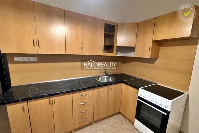 Reality Predaj, trojizbový byt Levice, centrum