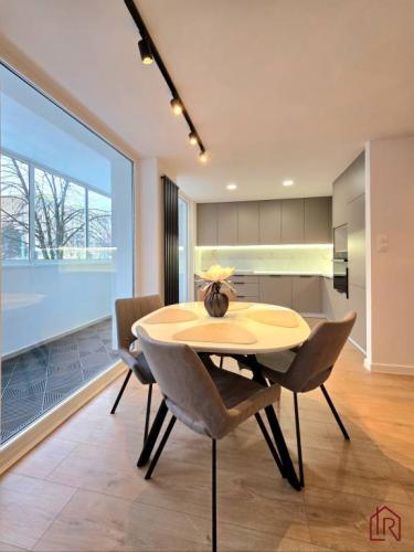 Reality REZERVOVANÉ - 3i, Terasa, pri OC Galéria, nová rekonštrukcia