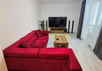Reality Predaj – priestranný 3-izbový byt s balkónom, Senica – centrum