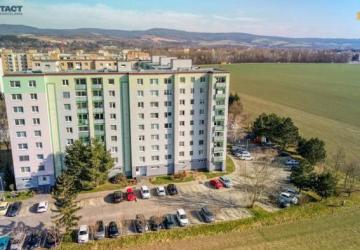 Reality Na predaj priestranný štvorizbový byt s dvoma kúpeľňami