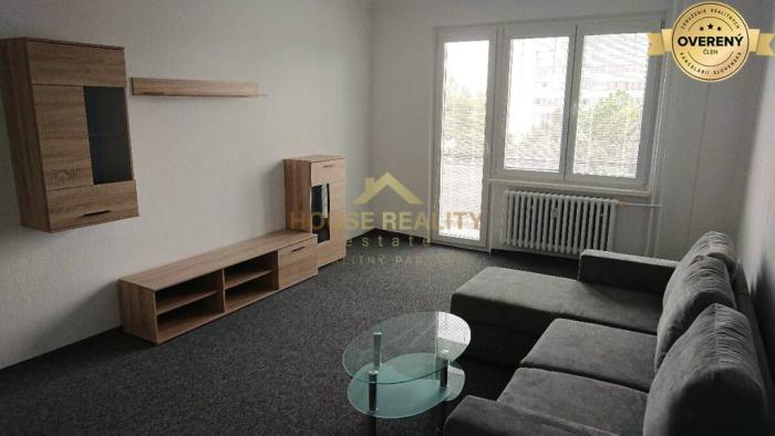 Reality Príjemný 3 izbový byt s balkónom na prenájom – Ružinov, Radarová ulica