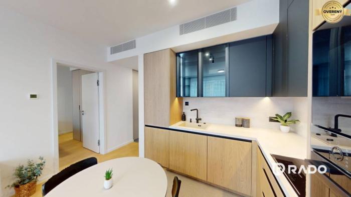 Reality RentHub | prenájom | zariadený 2i byt SKY PARK 4 | loggia, garáž |