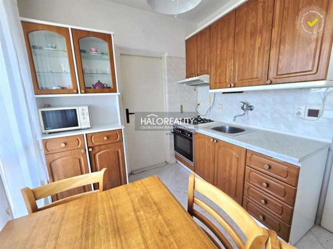 Reality REZERVOVANÉ - Predaj, štvorizbový byt Bratislava Rača, Kubačova