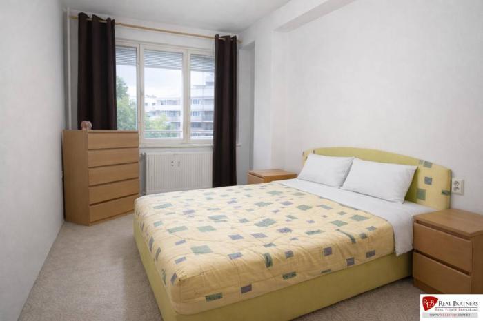 Reality Prenájom 2-izbovvý byt s balkónom, 61m2, Bratislava-Rača