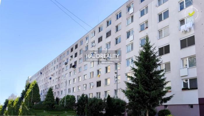 Reality REZERVOVANÉ - Predaj, trojizbový byt Žiar nad Hronom, Vansovej - EXKLUZÍVNE HALO REALITY