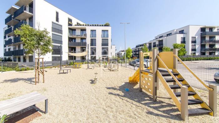 Reality 3i. byt 82m, rezidencia KOLÍSKY, ul. Ota Holúska, Záhorská Bystrica, 1x GP v cene,  pod lesoparkom