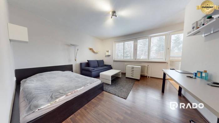 Reality REZERVOVANE I RADO I NA PREDAJ 1 - IZBOVY BYT I BA - VRAKUŇA