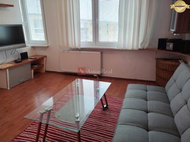 Reality Prenájom:1-izb. byt 30 m2 Vrútky + park. miesto
