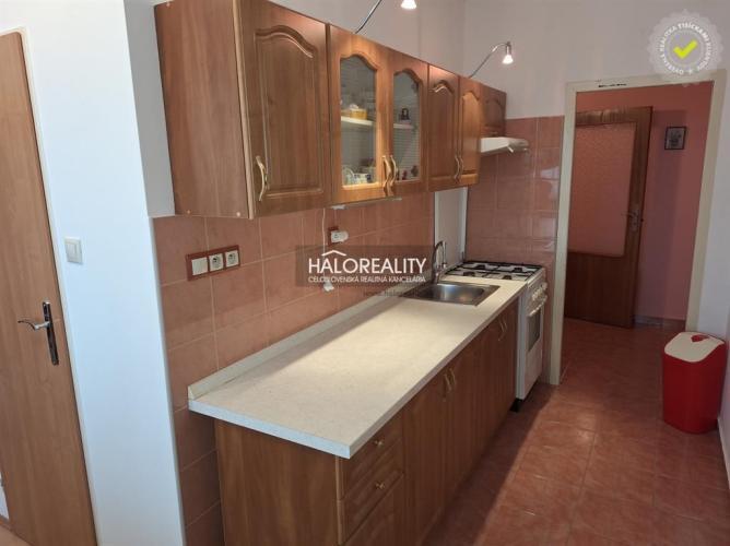 Reality Predaj, trojizbový byt + polizba Sereď, ul. D.Štúra