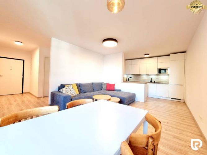 Reality RentHub I Pekný a moderný 3-izbový byt I Arboria Trnava