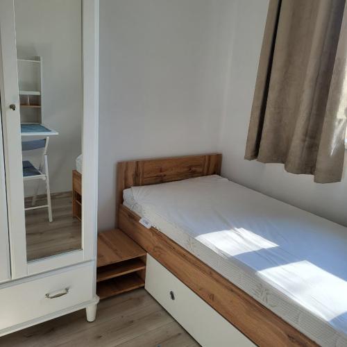 Reality Prenájom príjemnej garsónky | Bratislava – Vrakuňa (Hradská