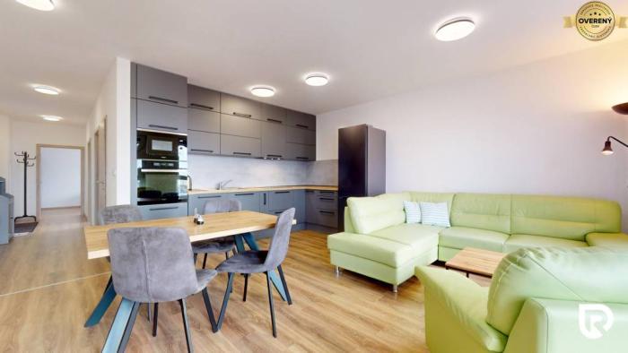 Reality RentHub | Zariadený 3i byt 72m2 + parkovacie miesto | Trenčín