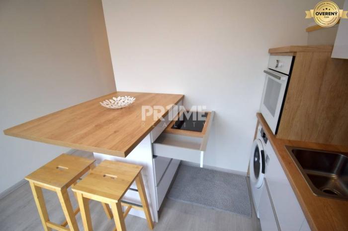 Reality SLNEČNÝ 2i byt, REKONŠTRUKCIA, 2 X SAMOST.IZBA, BALKÓN, Haburská ulica