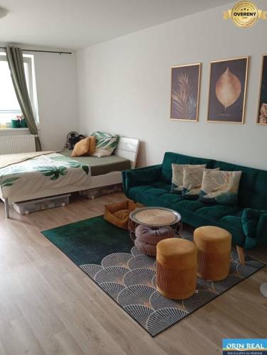 Reality MODERNÝ 1 IZB. BYT S PRIESTANNOU TERASKOU