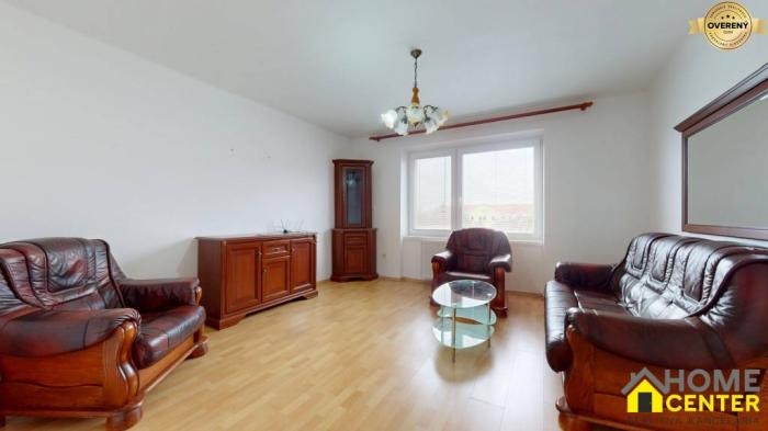 Reality NA PREDAJ KOMPLETNE ZREKONŠTRUOVANÝ 3 IZBOVÝ BYT, UL: ZVÁRAČSKÁ, KOMÁR