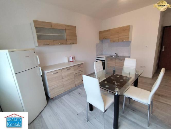 Reality Na prenájom 1-izbový byt - Nové Zámky