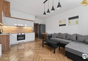 Reality RADO | Prenájom 2-izbového bytu v centre, voľný ihneď