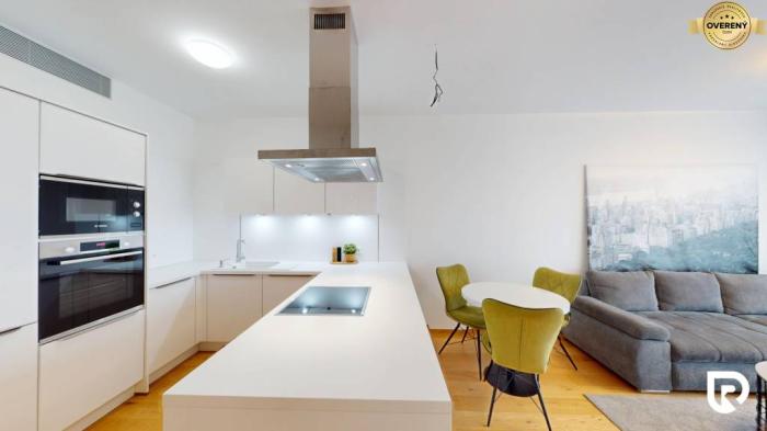 Reality RentHub | Sky Park | zariadený 2i byt | panoramatický výhľad | garáž