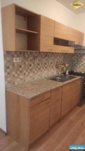 Reality ZARIADENÝ 1 IZB. BYT V CENTRE PEZINKA