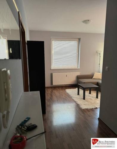 Reality REB.SK Prenájom 2-izb byt v uzavretom areáli Bratislava II