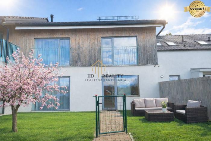 Reality HD REALITY, predaj, Dom s dvoma apartmánmi Mengusovce