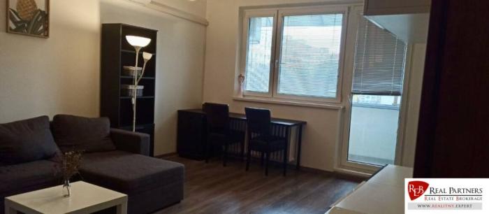 Reality REB.SK Prenájom 2-izbový byt na začiatku Petržalky